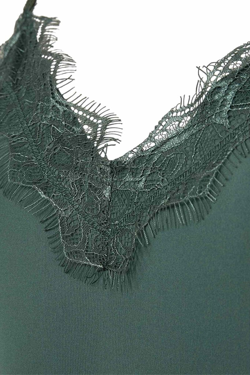 Bicco Lace Linen Top Women Dark Forest | Smilebutiken - Freequent