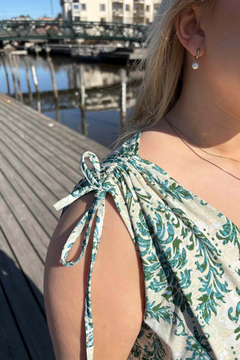 Caramelle Idelle Klänning Dam Green CARAMELLE FASHION