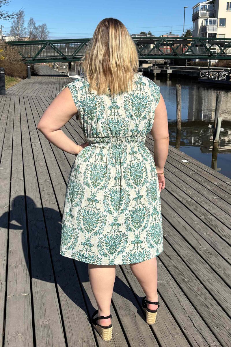 Caramelle Idelle Klänning Dam Green CARAMELLE FASHION