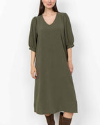 Cath 11 V-Ringad Klänning Dam Grape Leaf | Smilebutiken - Soyaconcept
