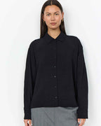 Cath 14 Shirt With Texture Women Black | Smilebutiken - Soyaconcept