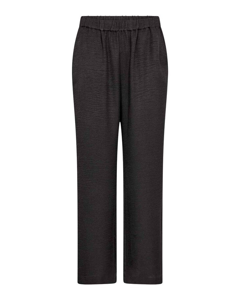 Charissa 3 Byxa Med Textur Dam Black | Smilebutiken - Soyaconcept