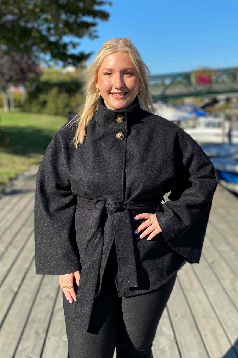 Chica London Alvina Poncho Jacket Women Black CARAMELLE FASHION