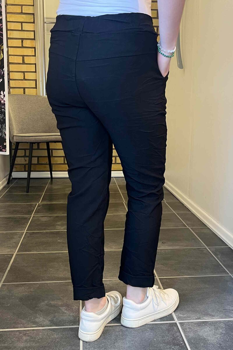 Chica London Edwina Ankle Pants Women's Black Caramelle Fashion