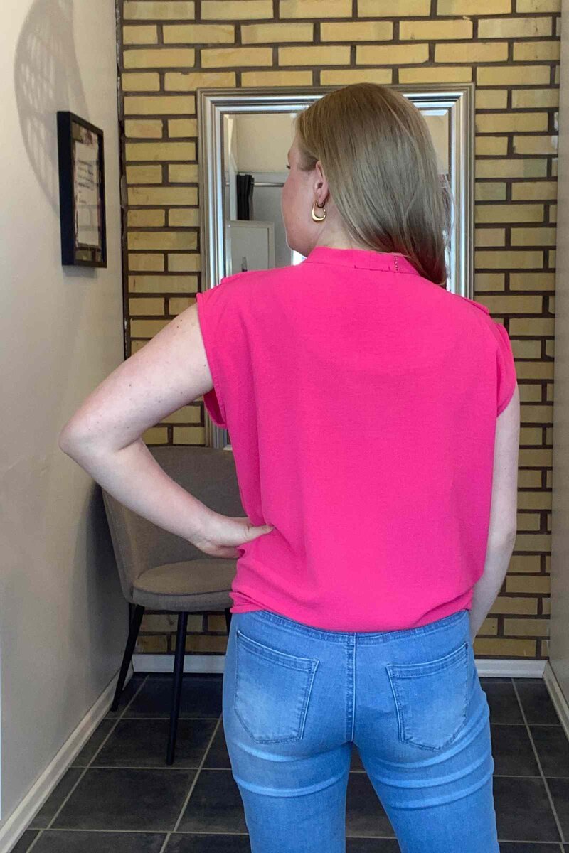 Chica London Hilda V-Neck Ruffle Blouse Women's New Cerise Caramelle Fashion