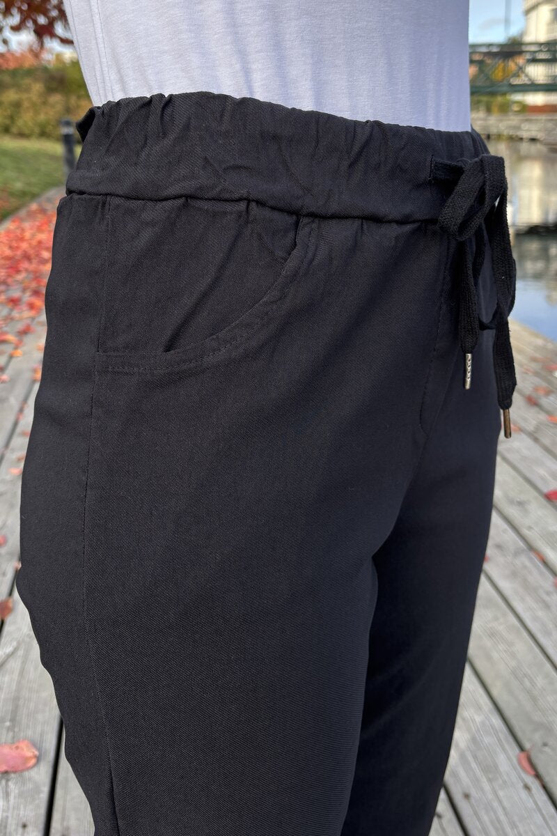 Chica London Zuri Byxa Dam Black Caramelle Fashion