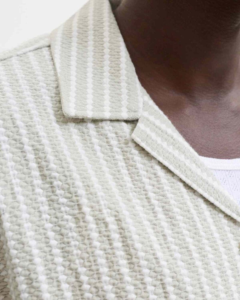 Douglas Shirt Men Alfalfa | Smilebutiken - Jack & Jones