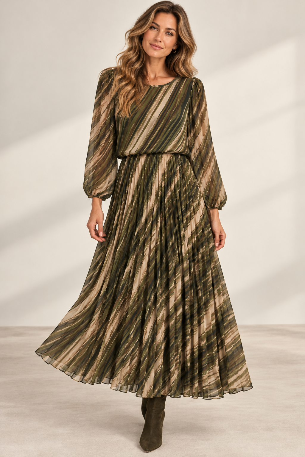 Eira Plisserad Klänning Dam Grön Khaki | Smilebutiken - Caramelle Fashion