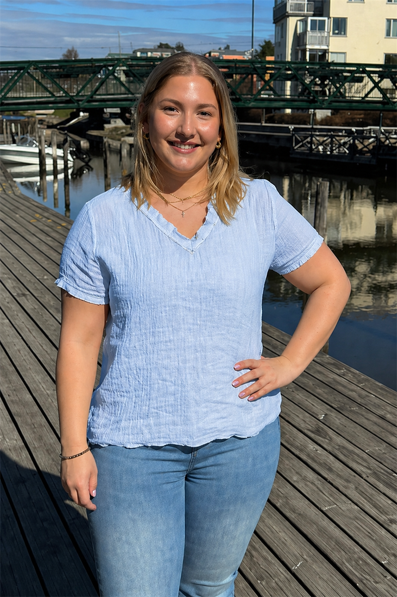 Emeline Blus Dam Light Blue Chica London | Smilebutiken - Caramelle Fashion