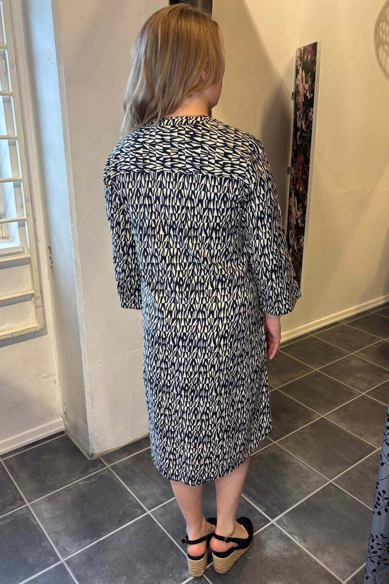 Adna Klänning Dam Navy Blazer W Moonbeam Freequent
