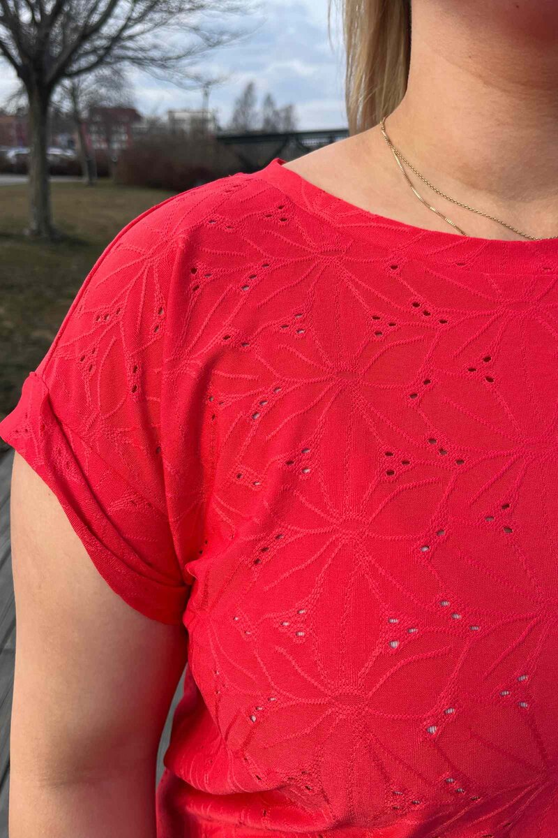 Blonde T-shirt Women Bittersweet Freequent