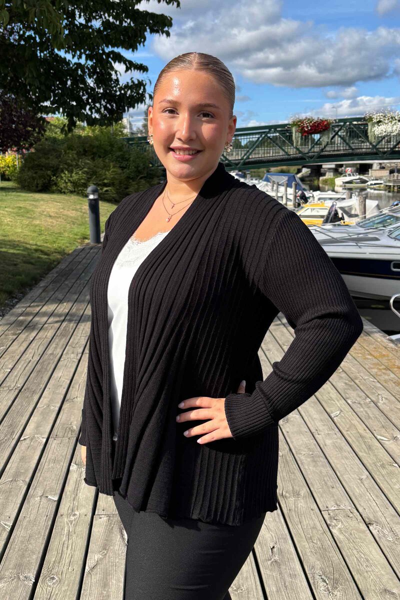Claudisse Short Cardigan Dam Black - Freequent