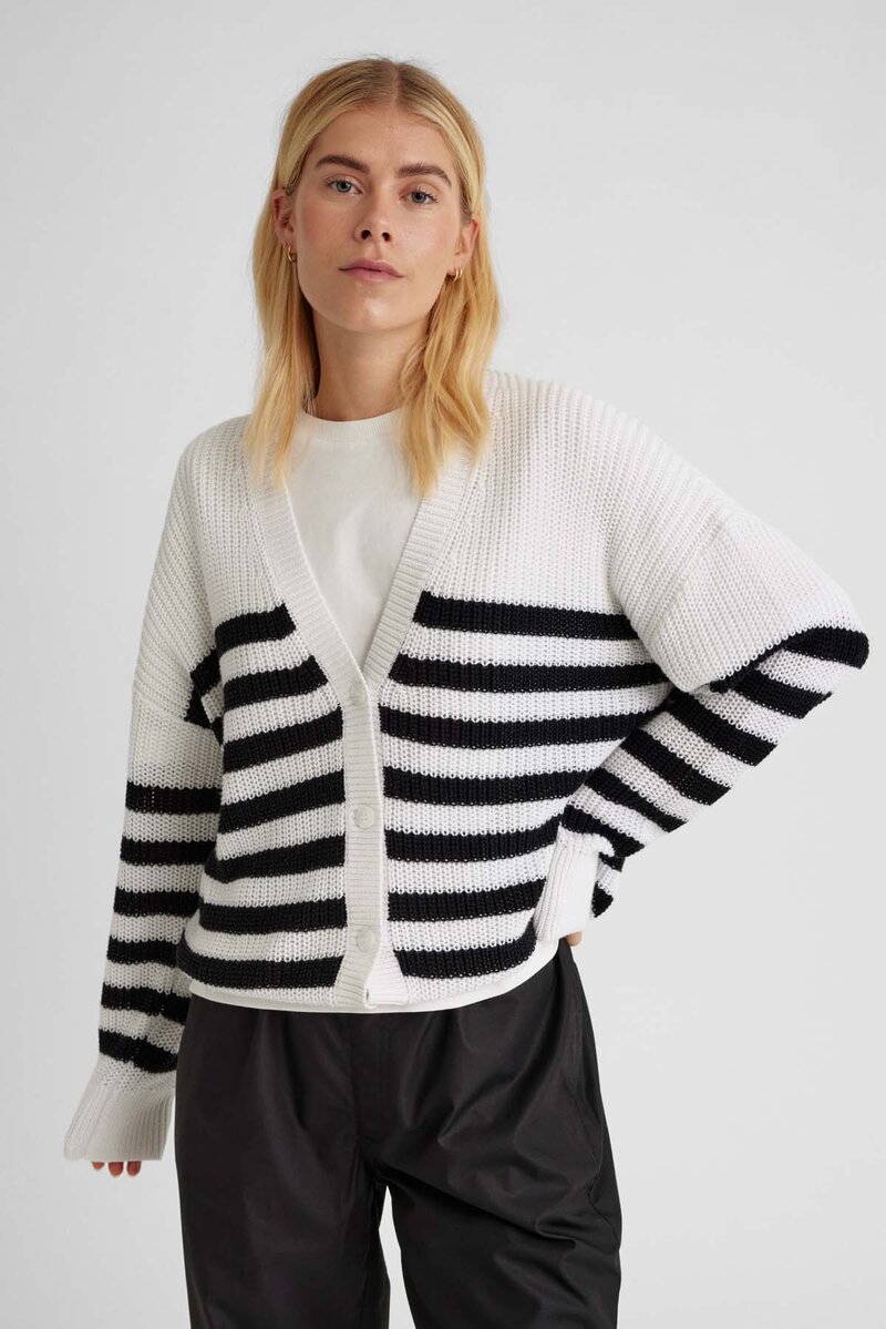 Iben Cardigan Ladies Brilliant with Black Freequent