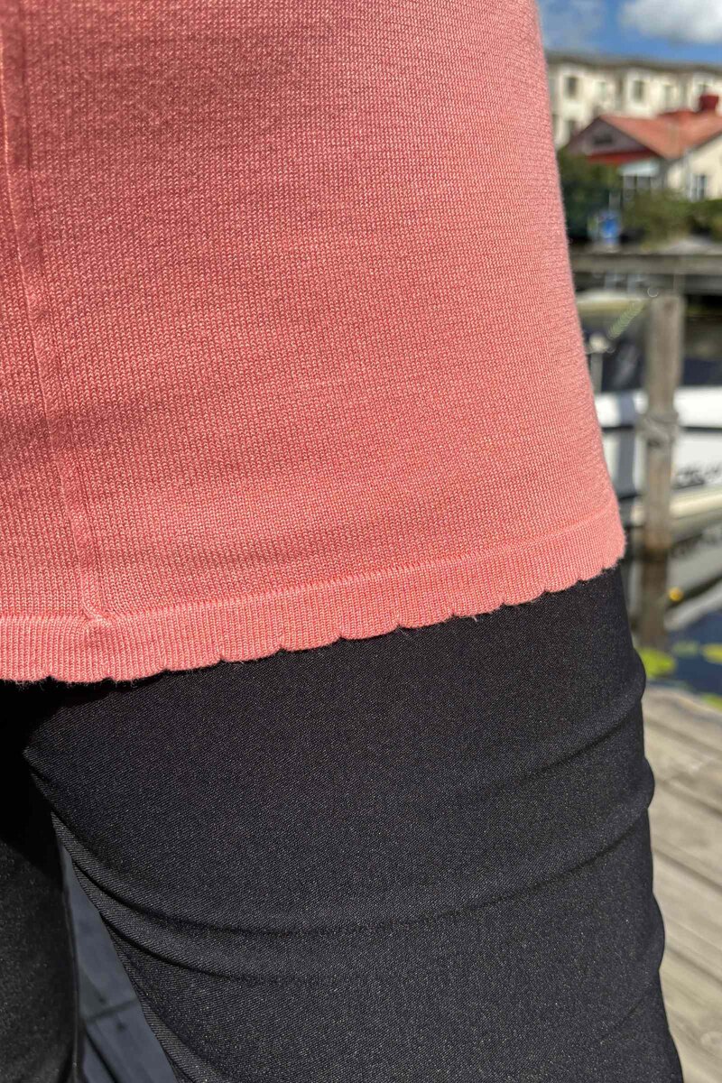 Jone Scallop V-Neck Sweater Women Burnt Coral Freequent