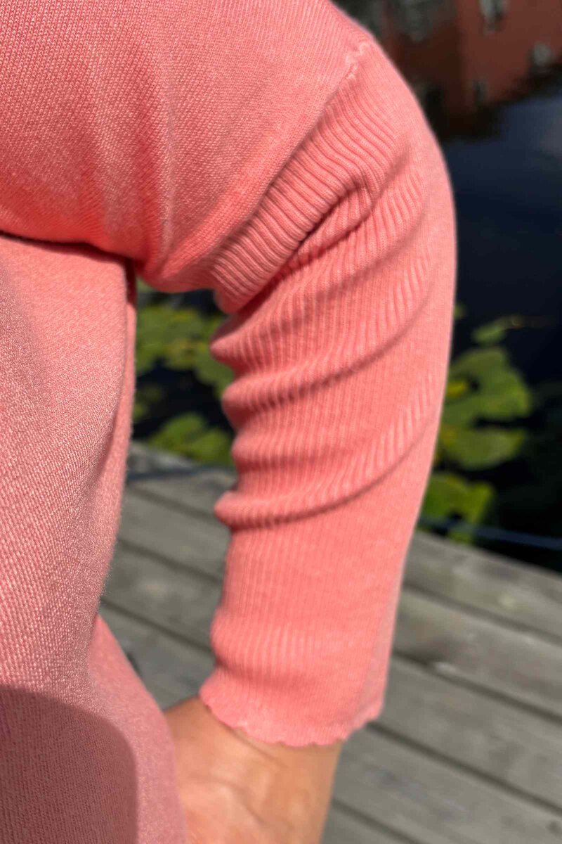 Jone Scallop V-Neck Sweater Women Burnt Coral Freequent
