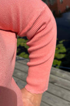 Jone Scallop V-Neck Sweater Women Burnt Coral Freequent