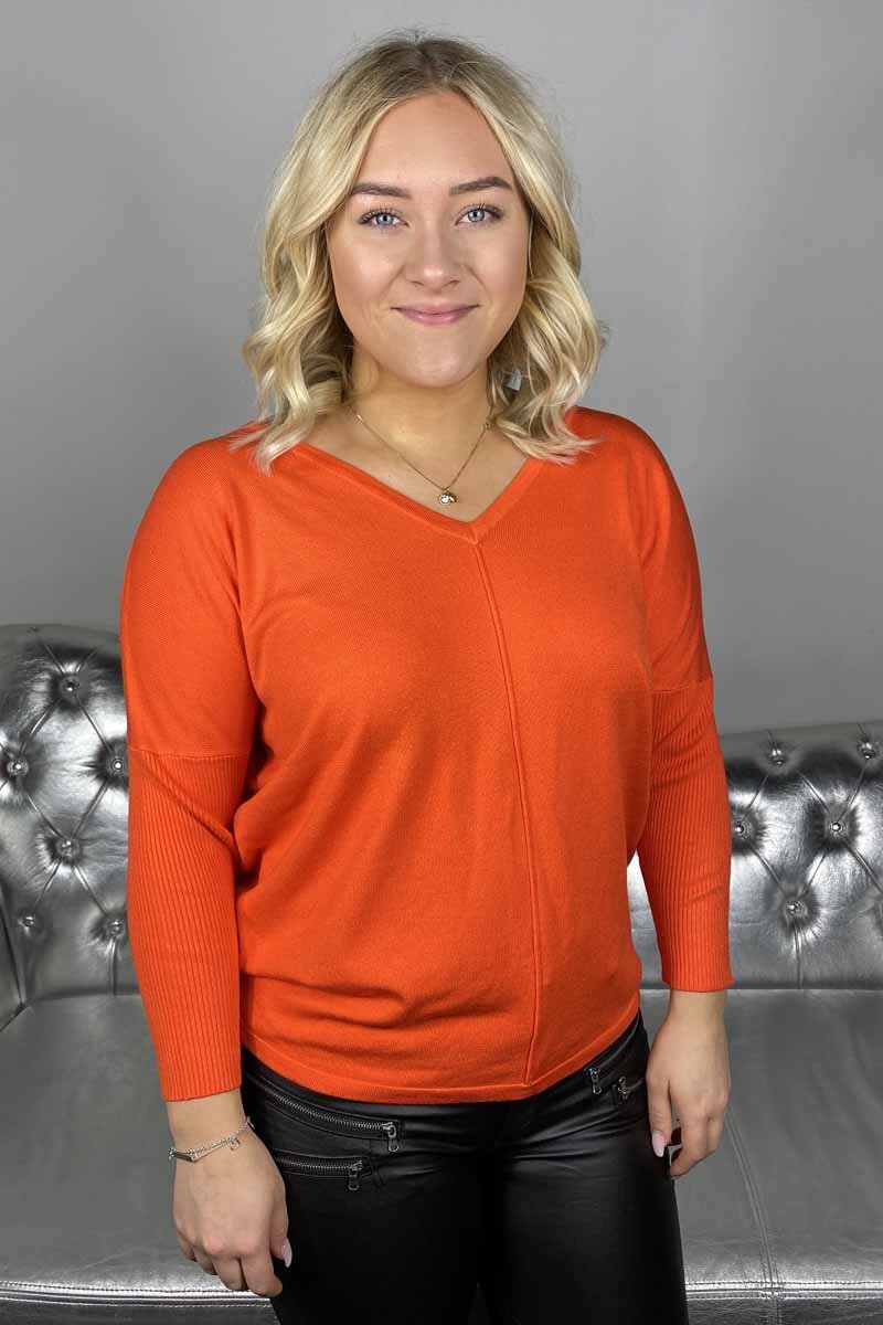 Freequent Jone V-Neck Sweater Women Flame - Freequent