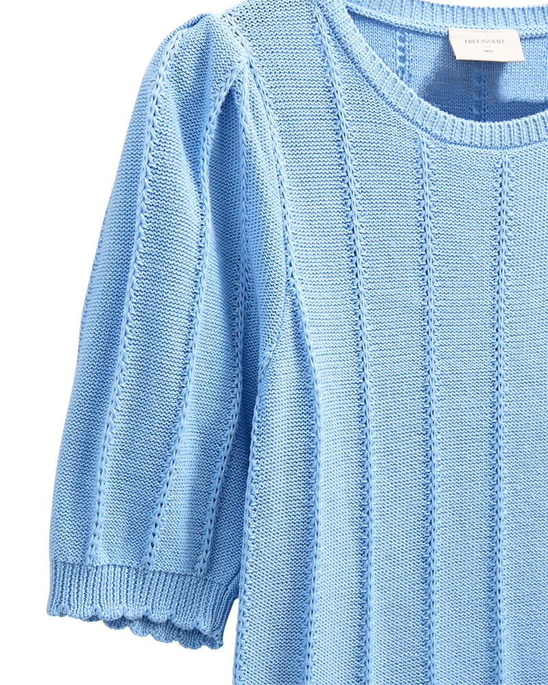Mora Stickad Topp Dam Vista Blue Freequent