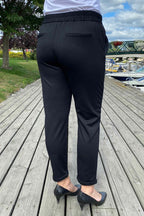 Nanni Ankle Pants Women Black Freequent