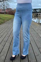 Shantal Bootcut Length 30 Denim Women Light Blue Denim Freequent