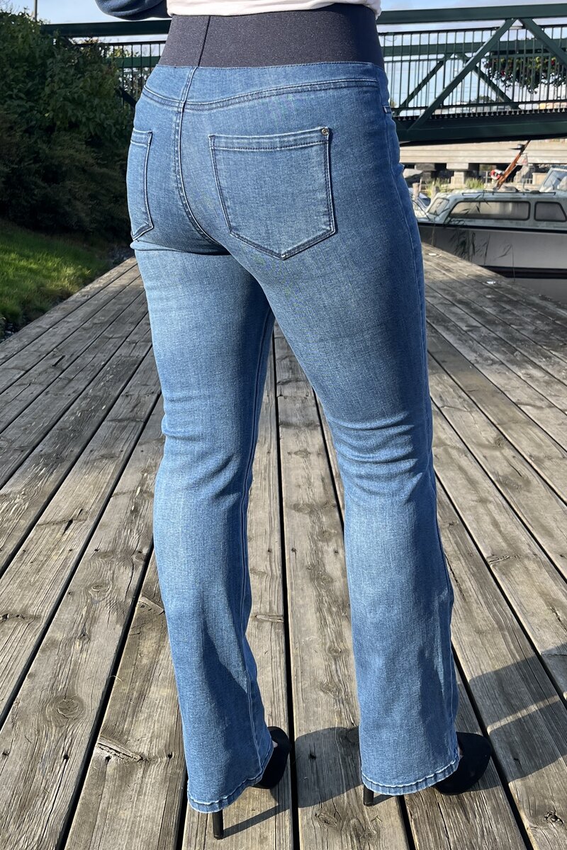 Shantal Bootcut Längd 30 Denim Dam Medium Blue Freequent