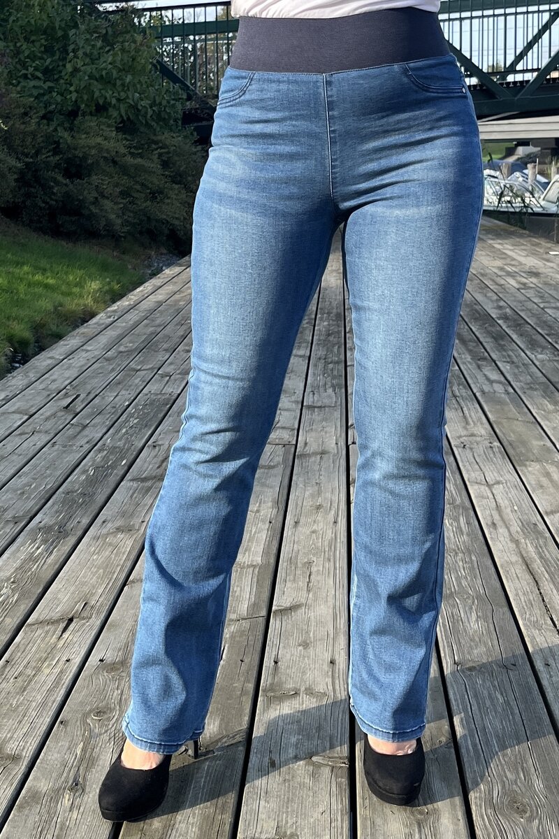 Shantal Bootcut Längd 30 Denim Dam Medium Blue Freequent