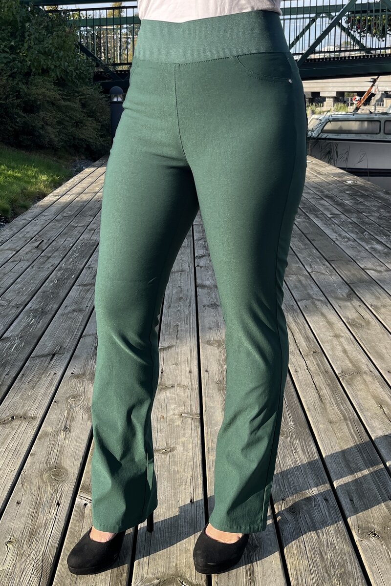 Shantal Bootcut Length 30 Power Women's Rainy Forest Freequent