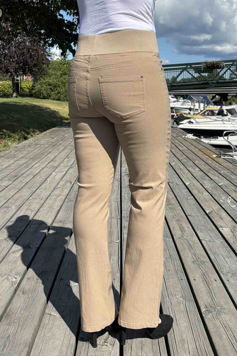 Shantal Bootcut Längd 30 Power Dam Silver Mink Freequent