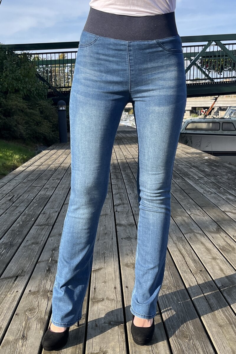 Shantal Bootcut Längd 32 Denim Dam Medium Blue Freequent