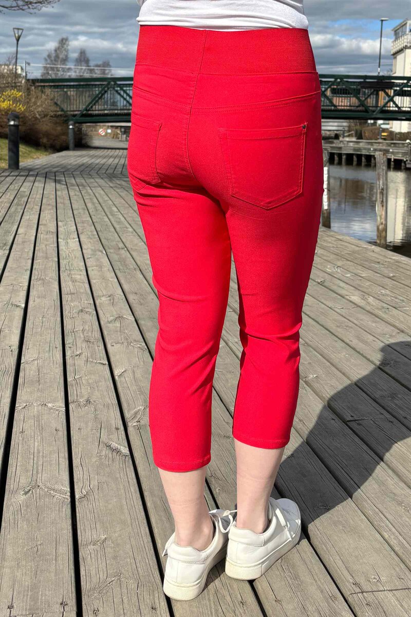 Shantal Capri Power Dam Bitter Sweet