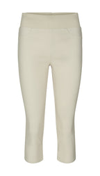 Shantal Capri Power Dam Moonbeam Freequent