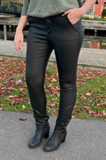 Solveig Trousers Faux Leather Women Black Freequent