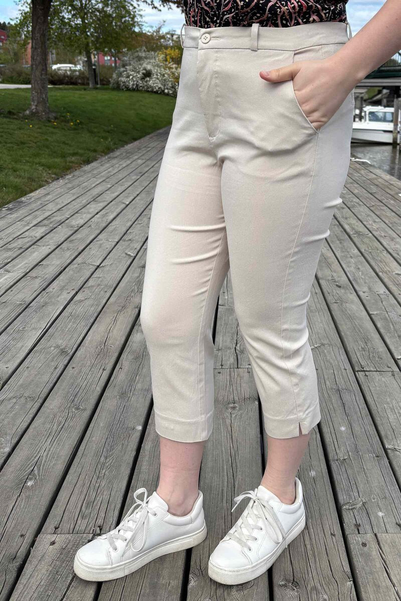 Solveig Capri Ladies Moonbeam Freequent