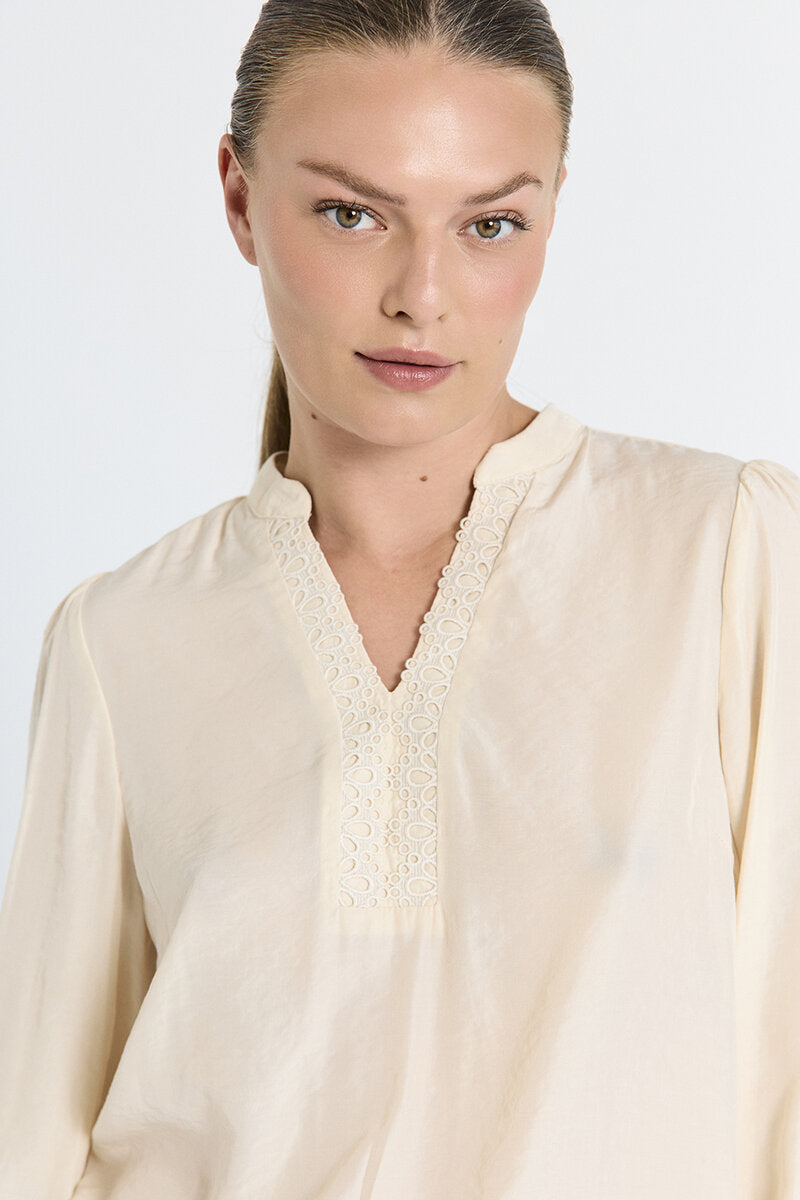 Tessy Blouse Women Moonbeam Freequent