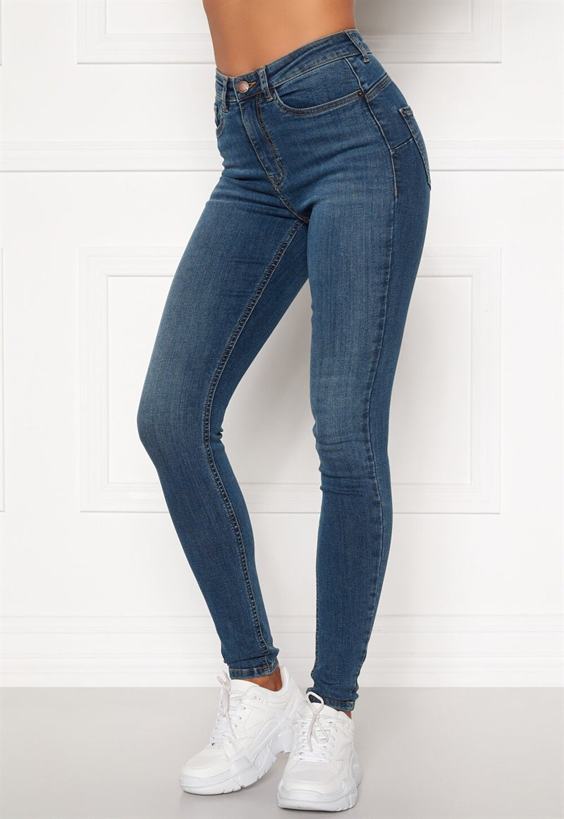 Amy Push Up Stretchjeans Dam Mellanblå - Happy Holly