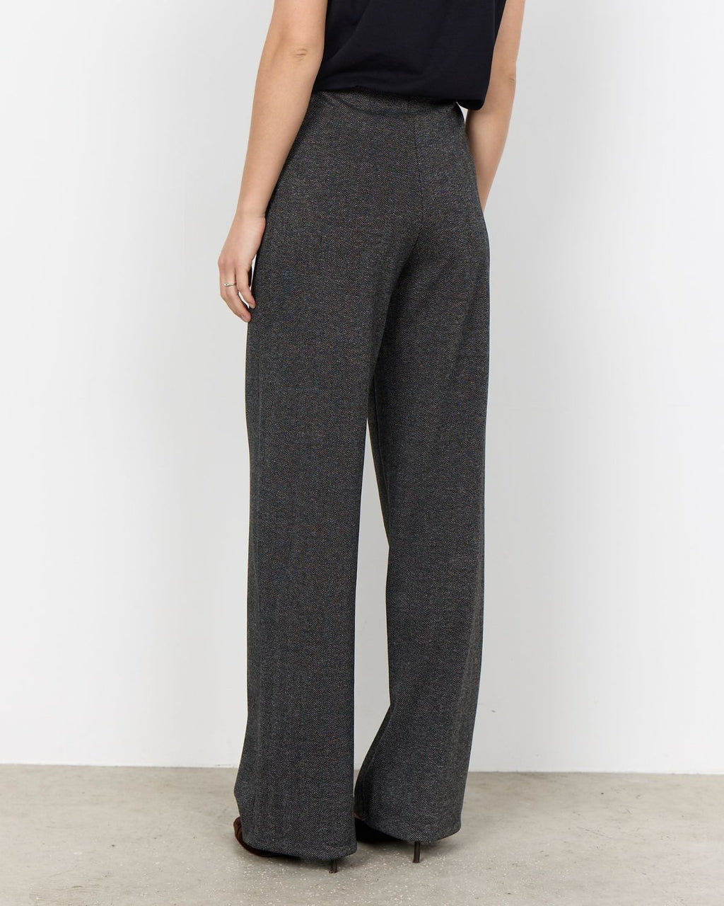 Hebe 4 Rak Byxa Dam Black Combi | Smilebutiken - Soyaconcept