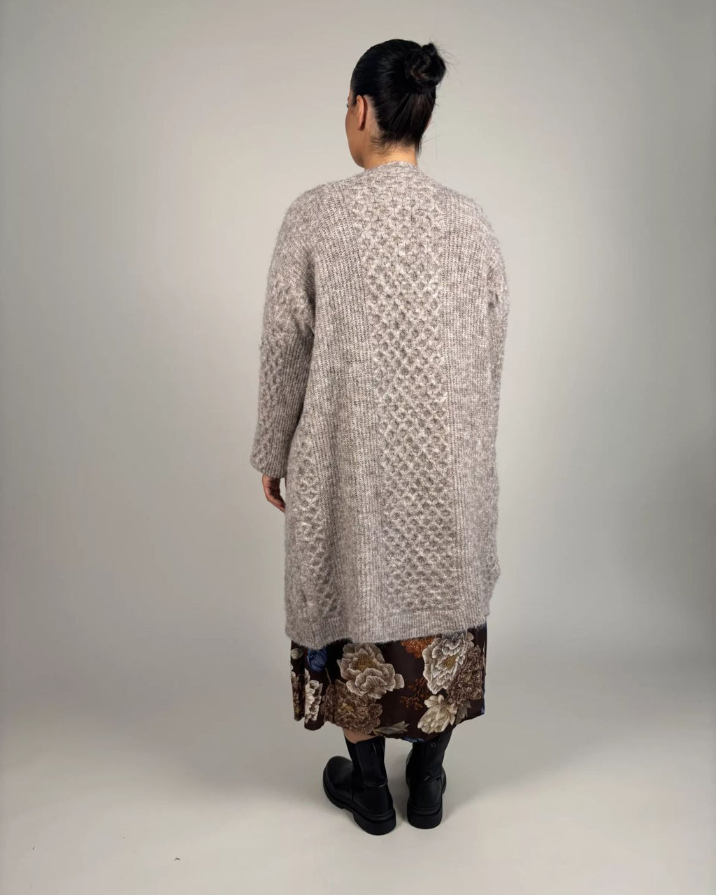 Irma Långkofta Dam Taupe | Smilebutiken - Camicia