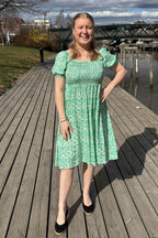 Jia Ki Esther Mönstrad Klänning Dam Green DH Mode