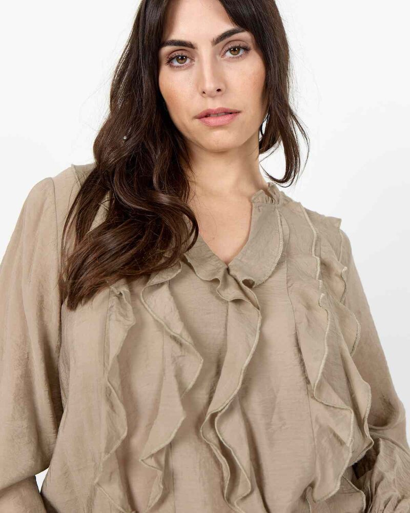 Judit 1 Volangblus Dam Timber Wolf | Smilebutiken - Wasabiconcept
