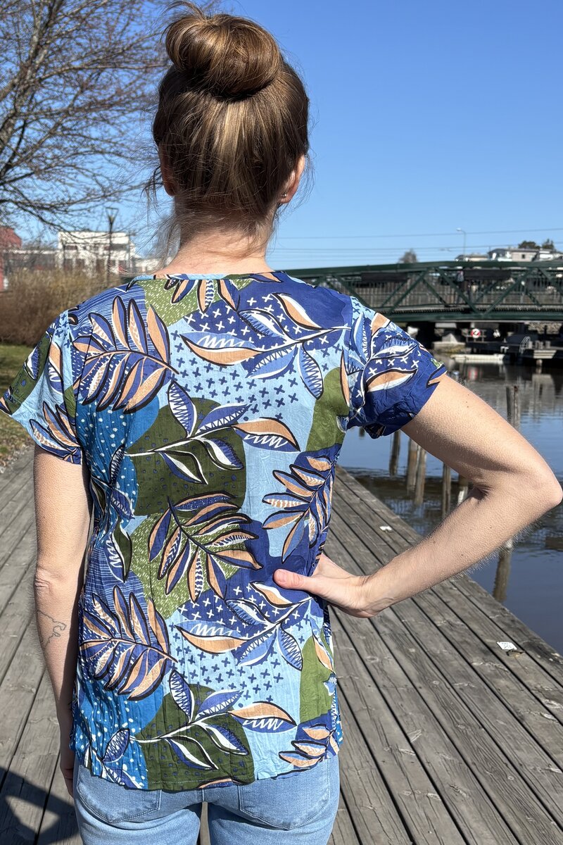 Kayla Blus 5 Dam Dot Cross 1 | Smilebutiken - One Summer