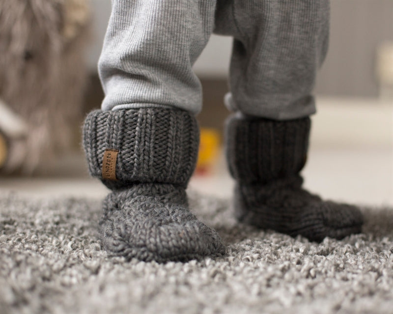 Klimpen Stickad Tossa Baby Antracite - Lindberg