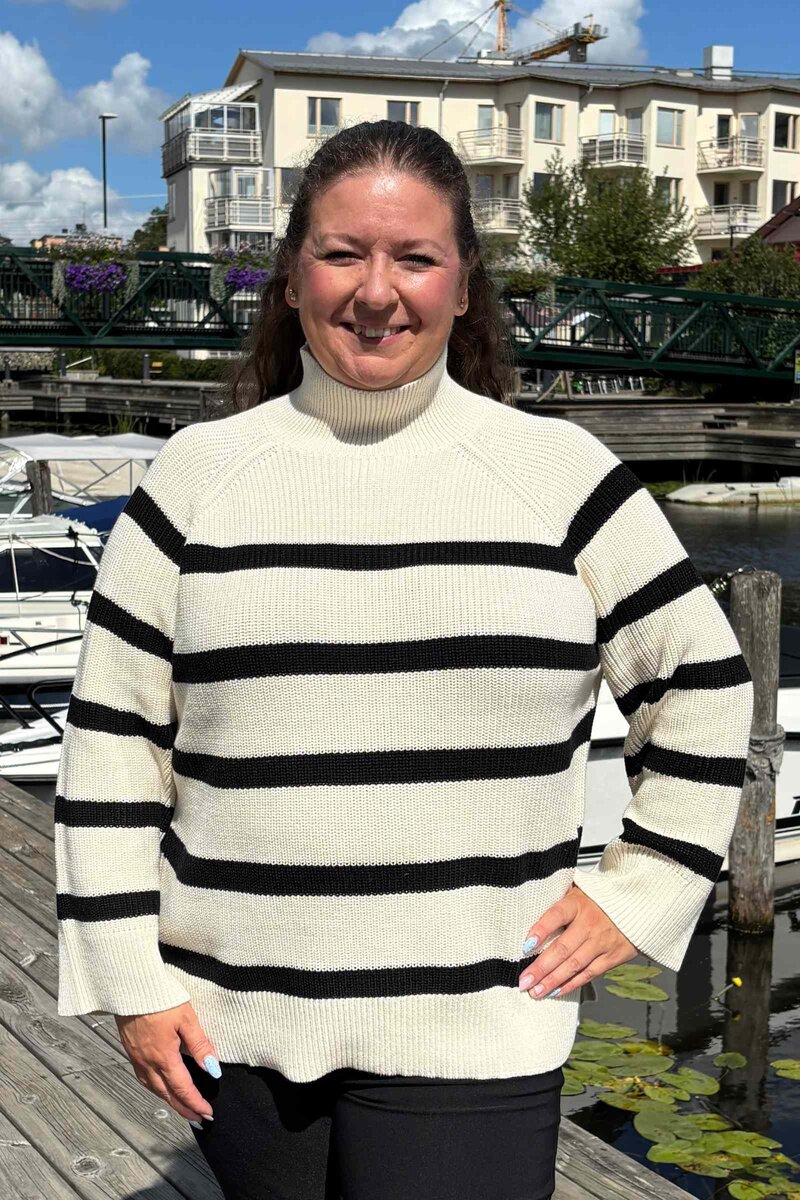 Nut Knitted Turtleneck Sweater Women Kit Copenhagen