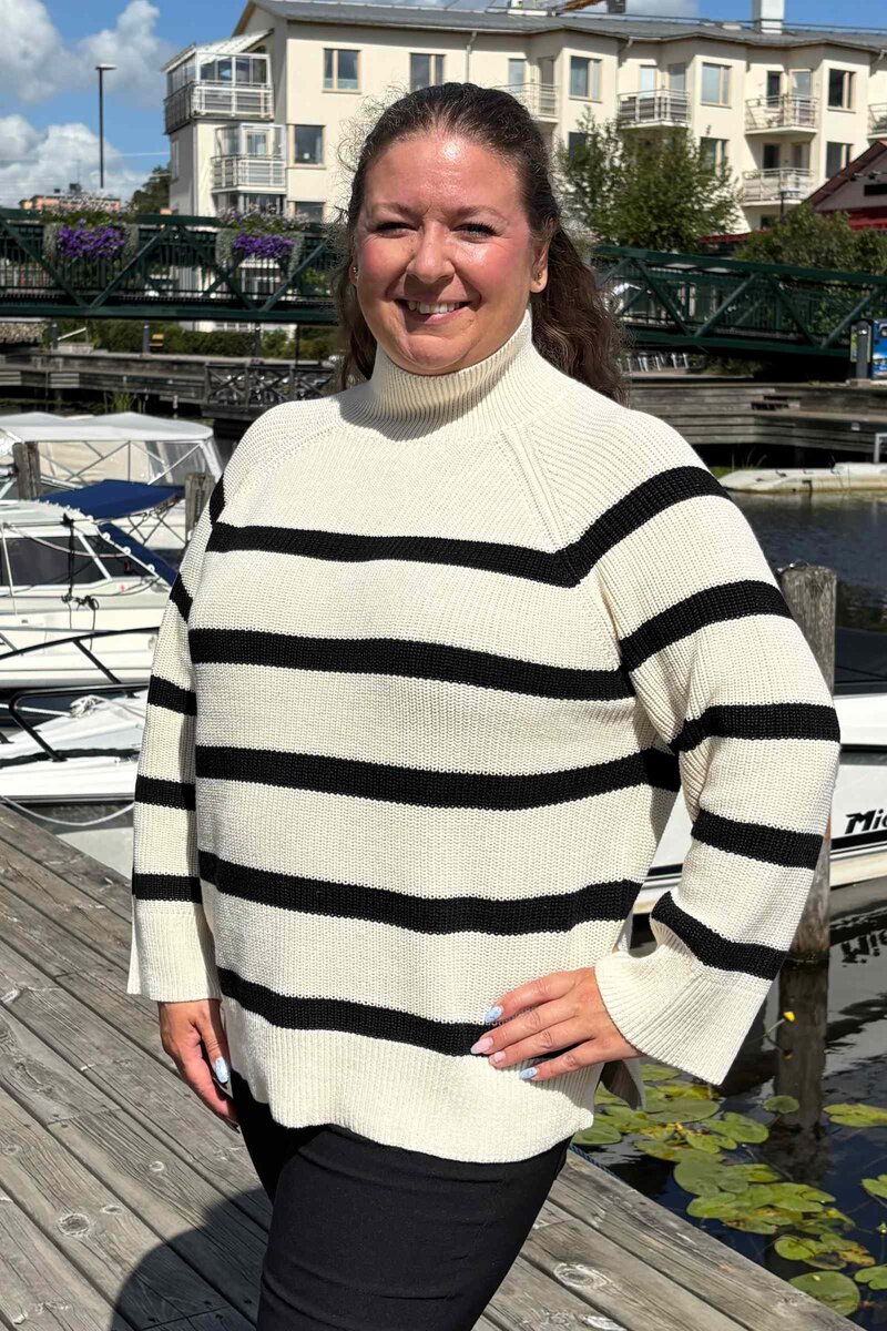 Nut Knitted Turtleneck Sweater Women Kit Copenhagen