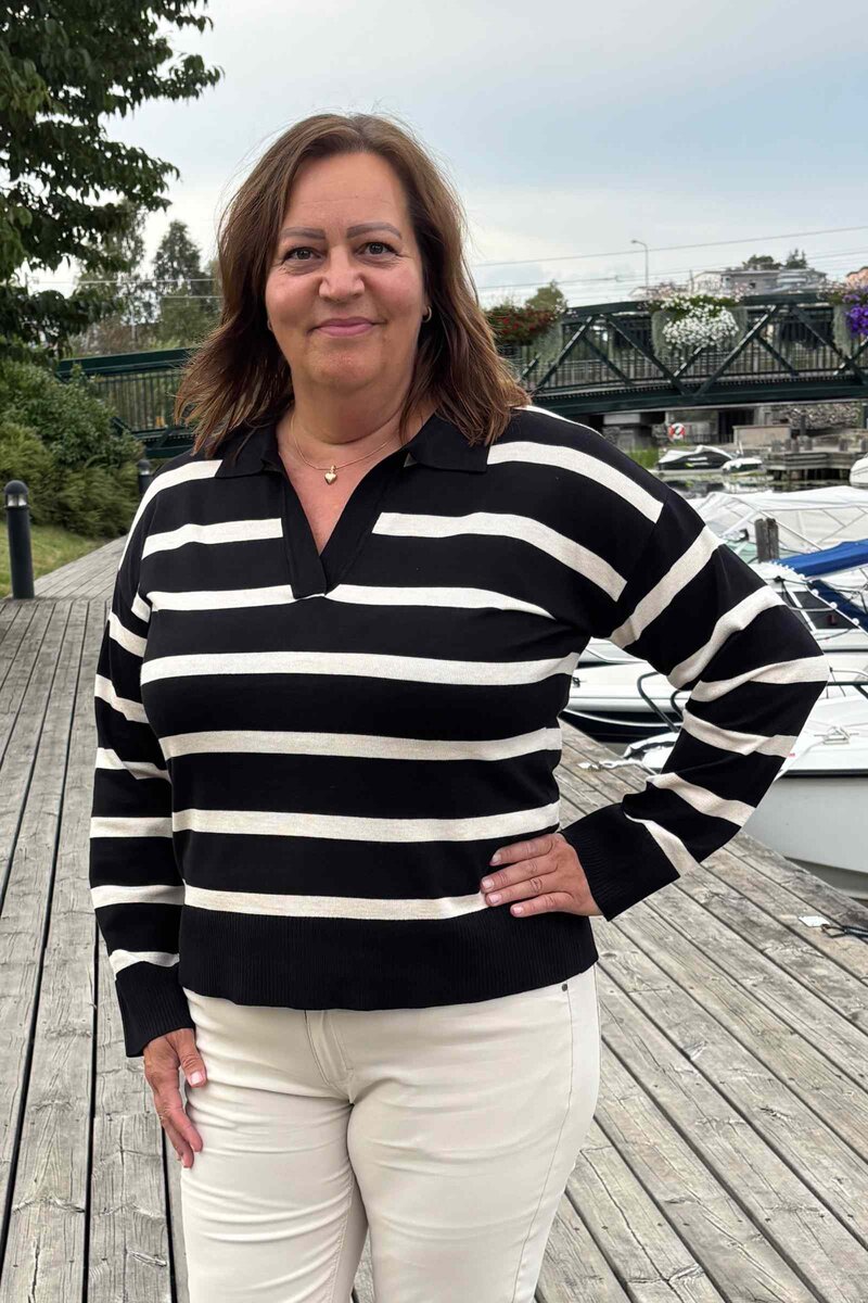 Wilma V-neck Sweater Women Meteorite Copenhagen