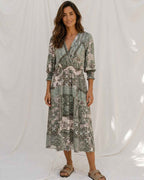 Liviah V-neck Dress Women Military Marta du Chateau | Smilebutiken - Marta du Chateau