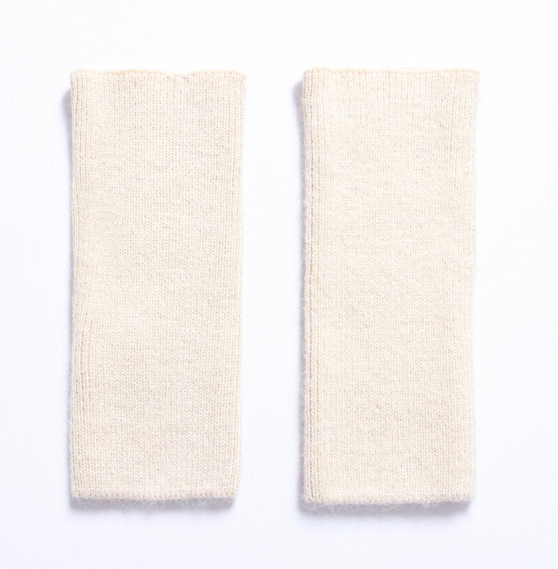 Mora Handledsvärmare Med Tumhål Dam Beige MM SWEET