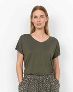 Marica V-neck T-shirt Women Grape Leaf | Smilebutiken - Soyaconcept