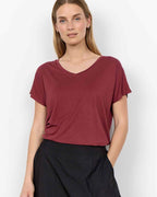 Marica V-ringad T-shirt Dam Oxblood Red | Smilebutiken - Soyaconcept