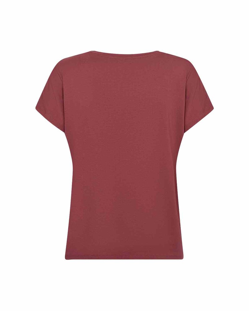 Marica V-ringad T-shirt Dam Oxblood Red | Smilebutiken - Soyaconcept