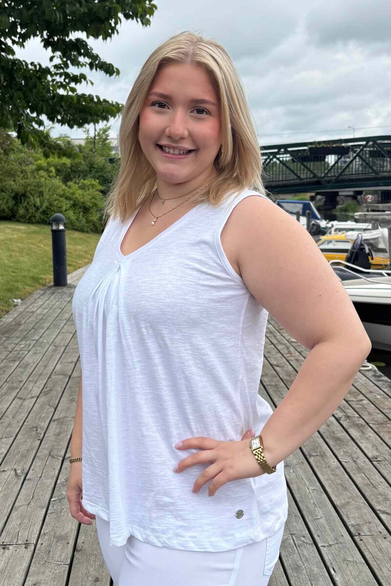 Marine Leslie Linne Dam White Wänerstedt